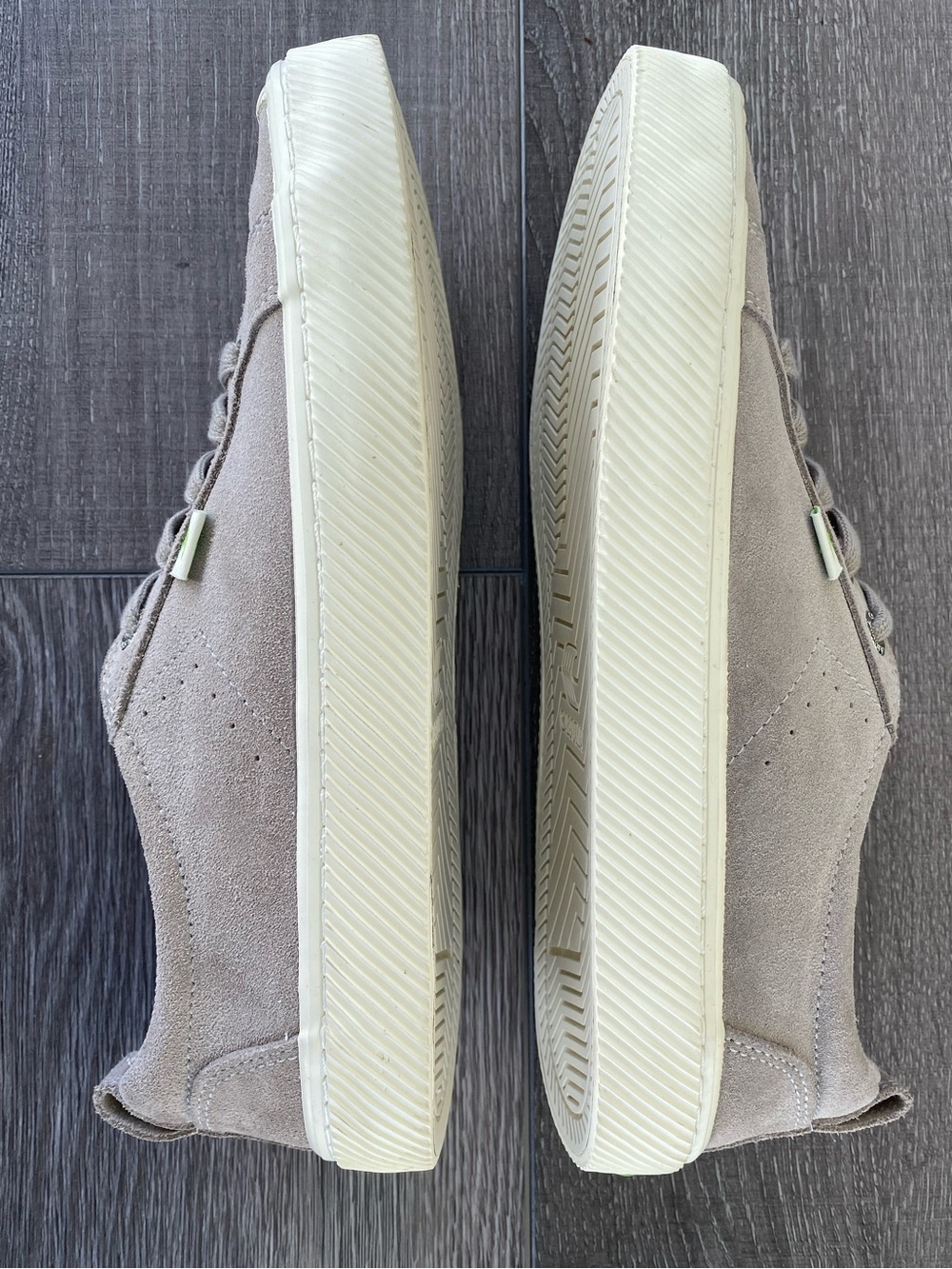 Cariuma Oca Low Gray Suede Sneakers Women's 9 / Men's 7.5 Sustainable Low Top - Picture 5 of 14